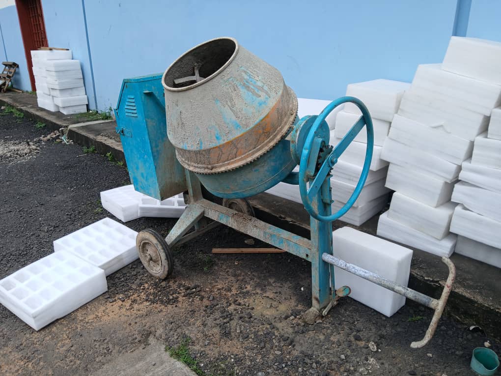 Concrete Mixer Photo 2